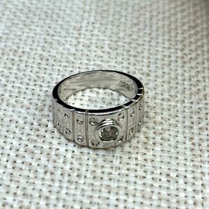 Vintage Sterling Silver Wide Band Ring w/ Bezel Set Clear Stone – Size 5